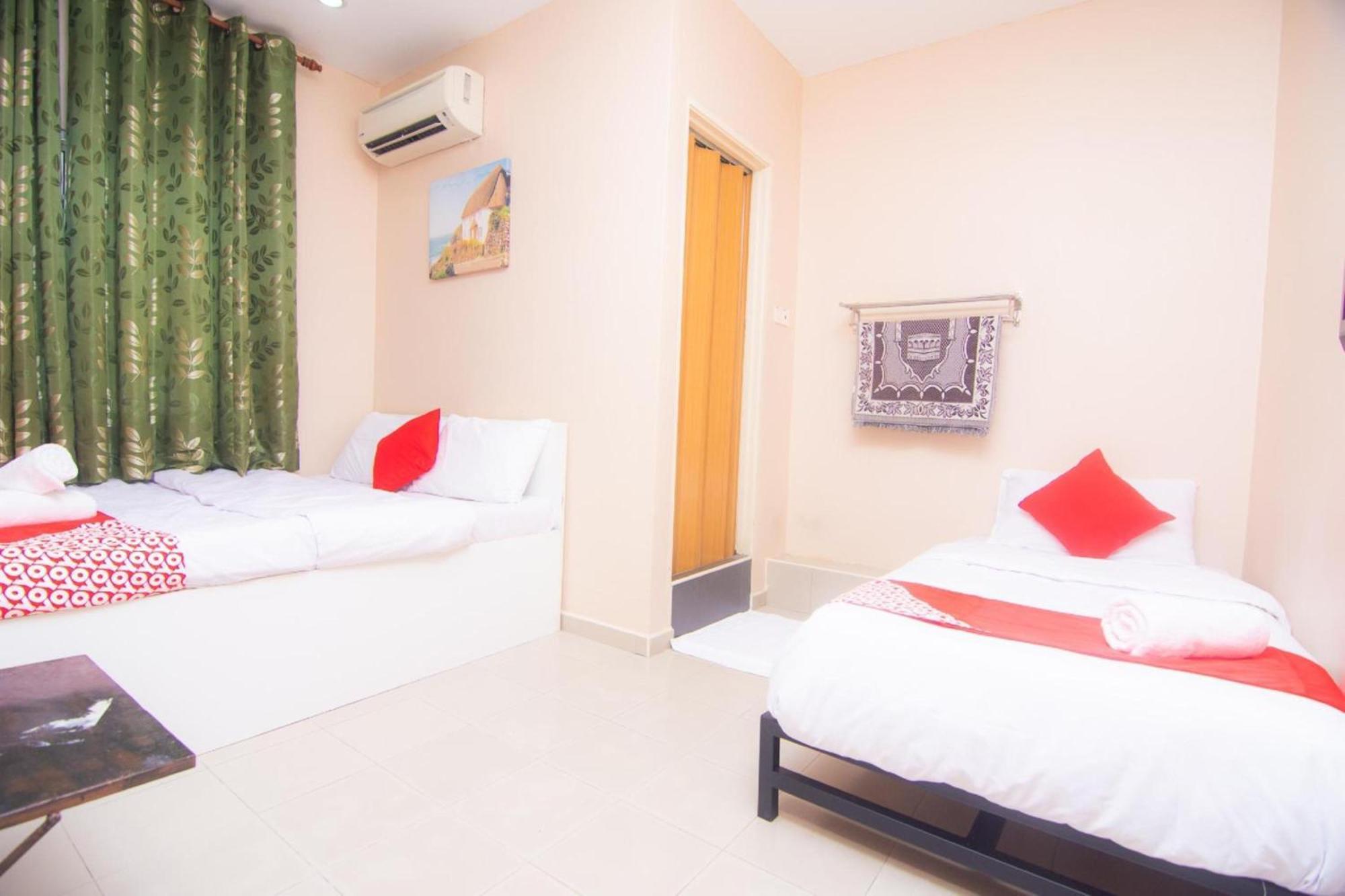Oyo 1224 Hotel Hajah Rohayah Tanjong Malim Zewnętrze zdjęcie