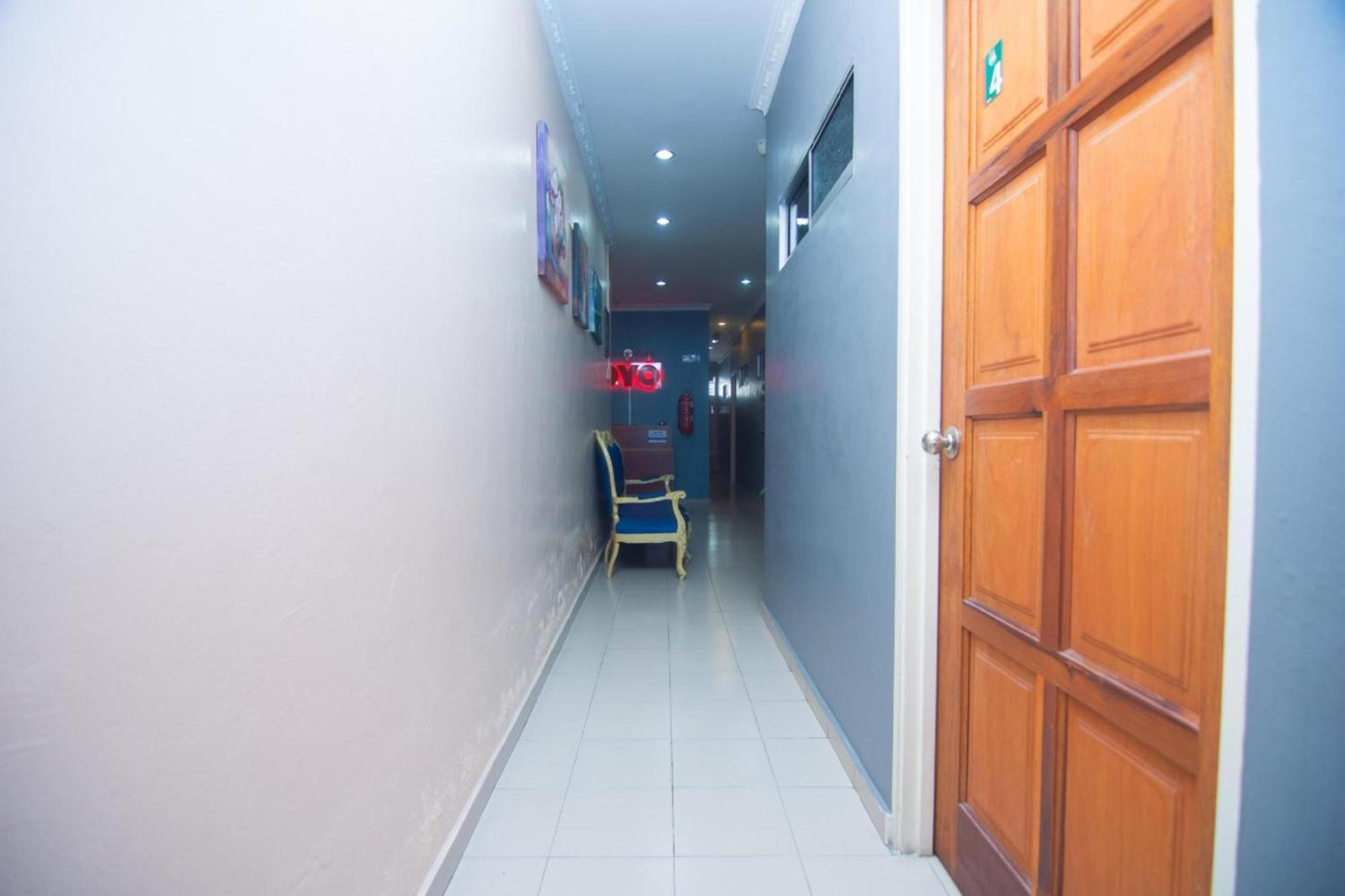 Oyo 1224 Hotel Hajah Rohayah Tanjong Malim Zewnętrze zdjęcie